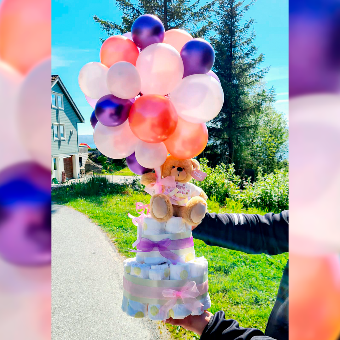 Bleiekake med bamse og ballonger