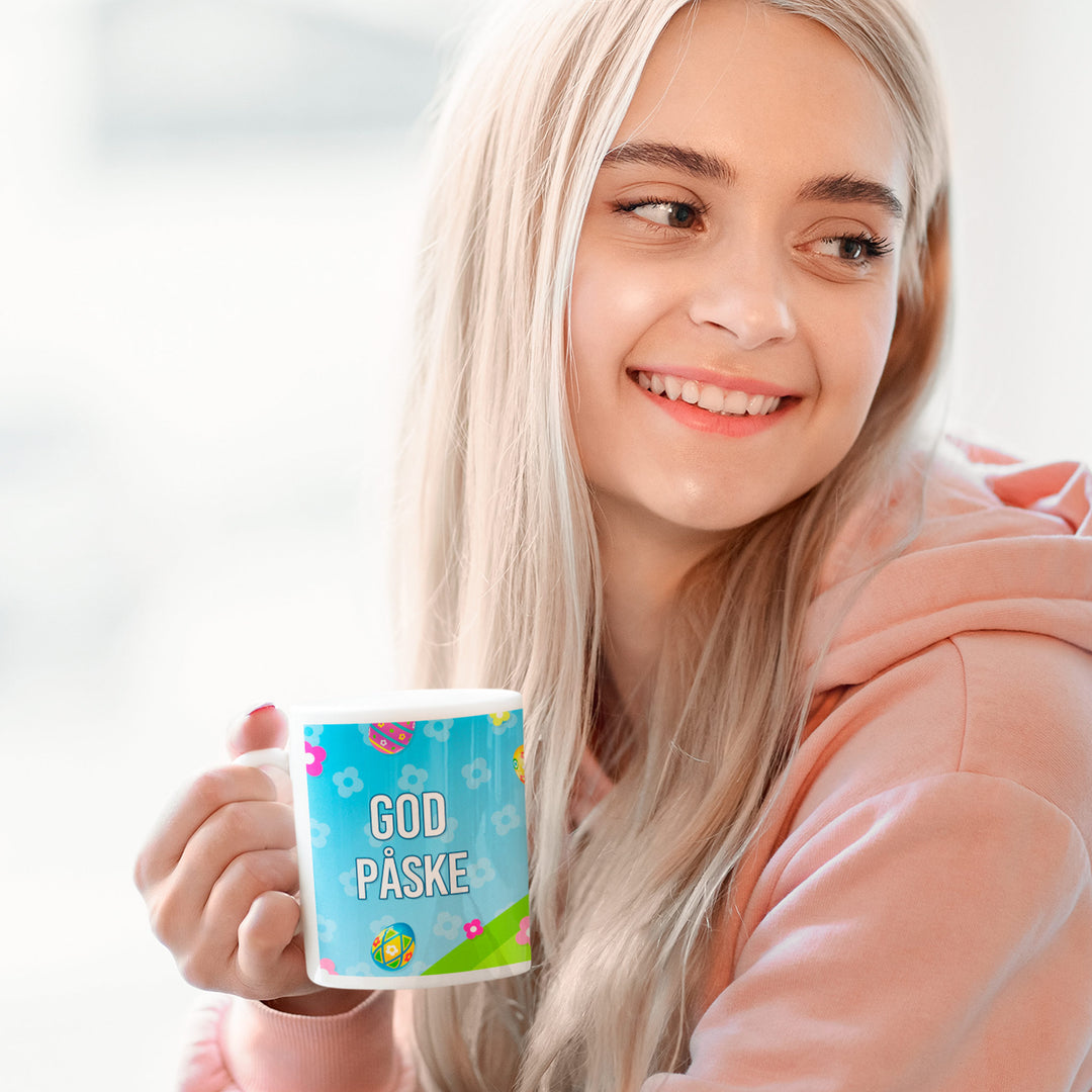 Påskepose til jente. Håndlaget kopp egen design og påskeegg fylt med masse godteri